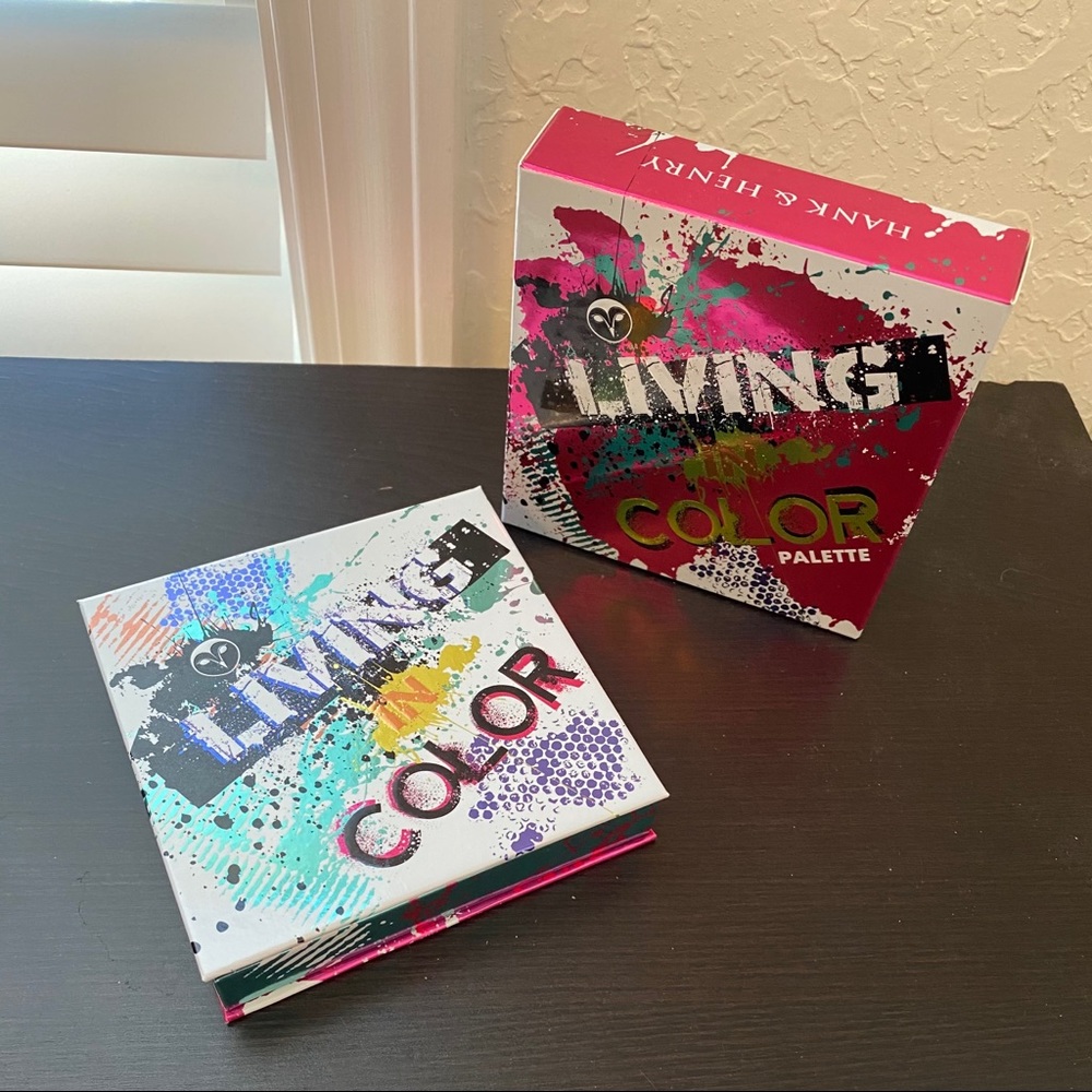 NIB Hank & Henry Living in Color Palette